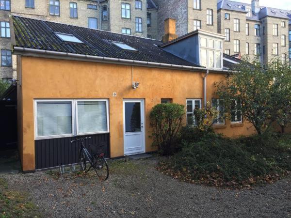 Rooms In Quiet Yellow Courtyard Apartment Kopenhagen Exterior foto
