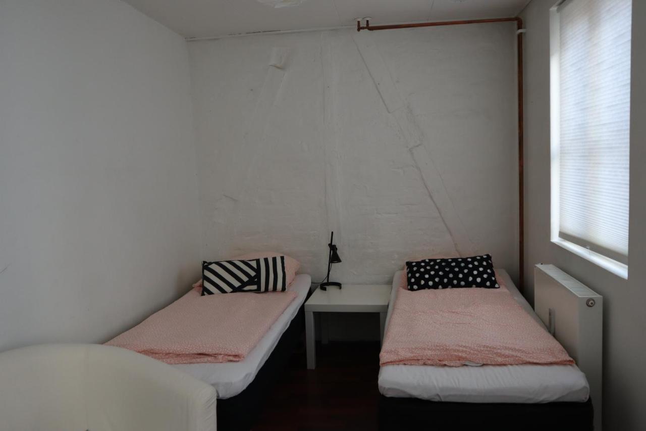 Rooms In Quiet Yellow Courtyard Apartment Kopenhagen Exterior foto